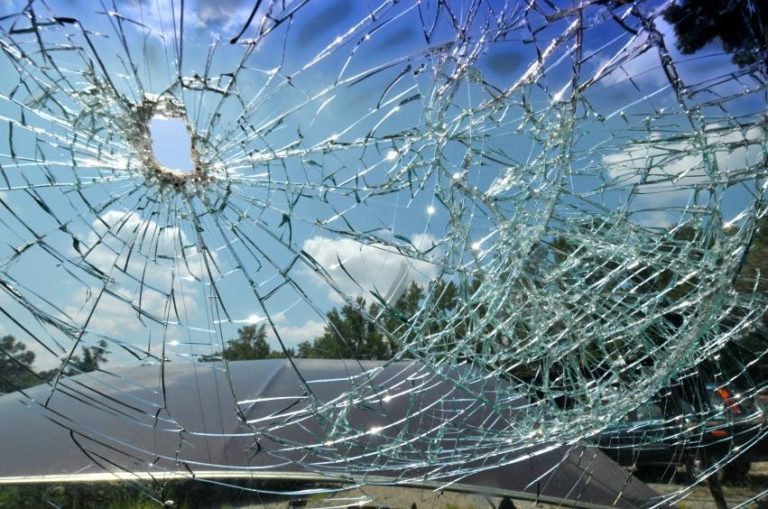 6 Ways to Stop a Windshield Crack from Spreading Axle Advisor
